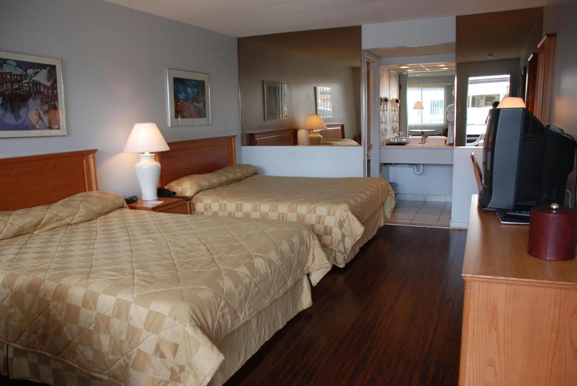 Motel La Siesta Saint-Lambert-Chambly Exteriér fotografie